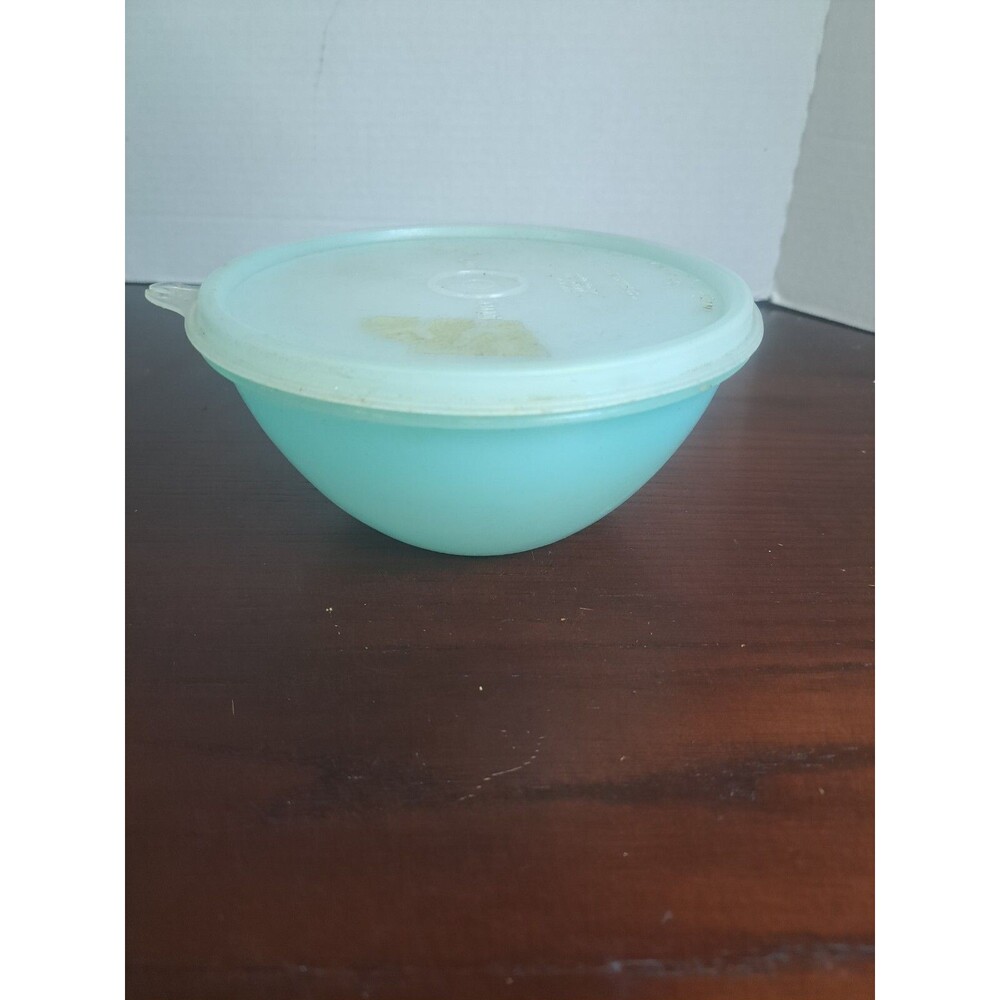 Tupperware Small Blue Wonderlier Bowl 336-2 With Lid